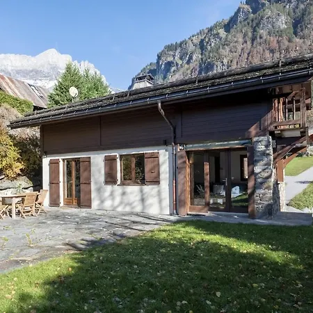 Beautifully Mountain In Private Parking Appartamento Servoz
