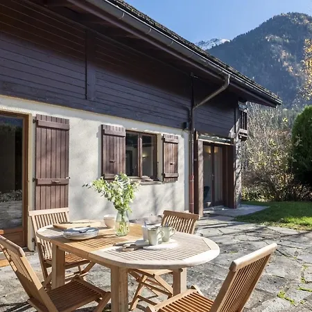 Beautifully Mountain In Private Parking Appartement Servoz